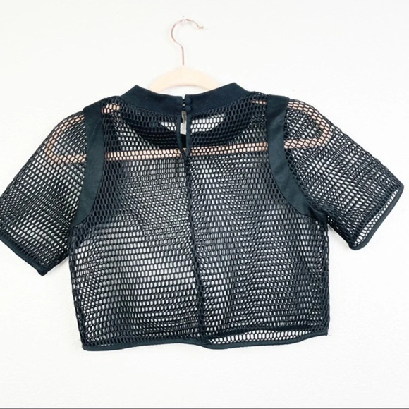 FOREIGN EXCHANGE‎ Black Fishnet Crop Top Size Small - Picture 4 of 5